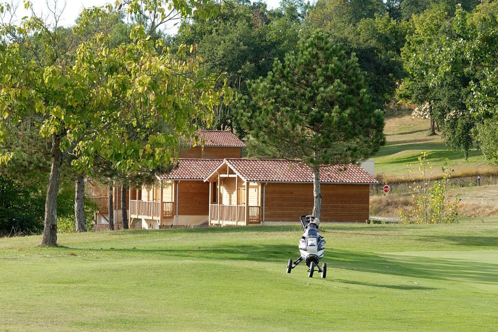Madame Vacances - Residence Du Golf D'Armagnac Eauze Phòng bức ảnh