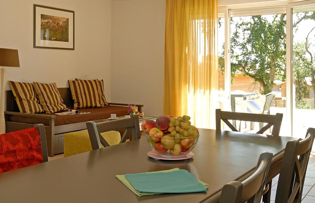 Madame Vacances - Residence Du Golf D'Armagnac Eauze Phòng bức ảnh