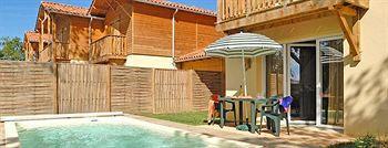 Madame Vacances - Residence Du Golf D'Armagnac Eauze Ngoại thất bức ảnh