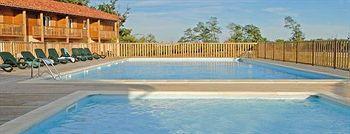Madame Vacances - Residence Du Golf D'Armagnac Eauze Ngoại thất bức ảnh