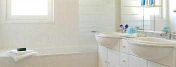 Madame Vacances - Residence Du Golf D'Armagnac Eauze Ngoại thất bức ảnh